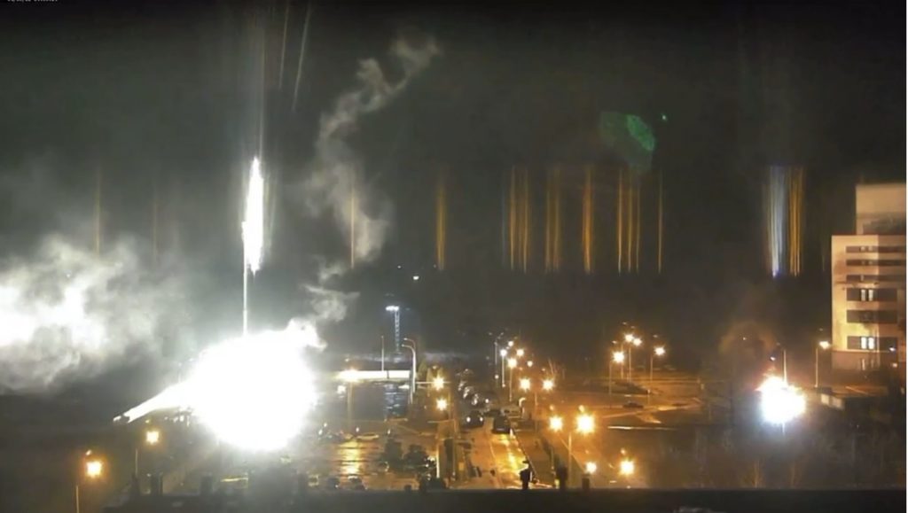 Ucraina afirmă că a bombardat o bază rusă din apropierea centralei nucleare Zaporojia