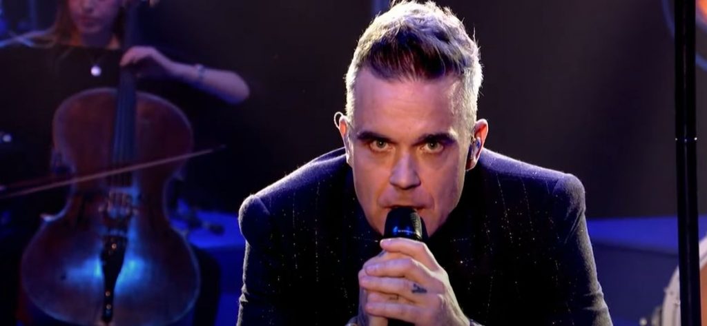 Robbie Williams „s-a culcat cu toate fetele din trupa Spice Girl, în afară de una singură”, în timp ce Mel C abordează problema aventurii