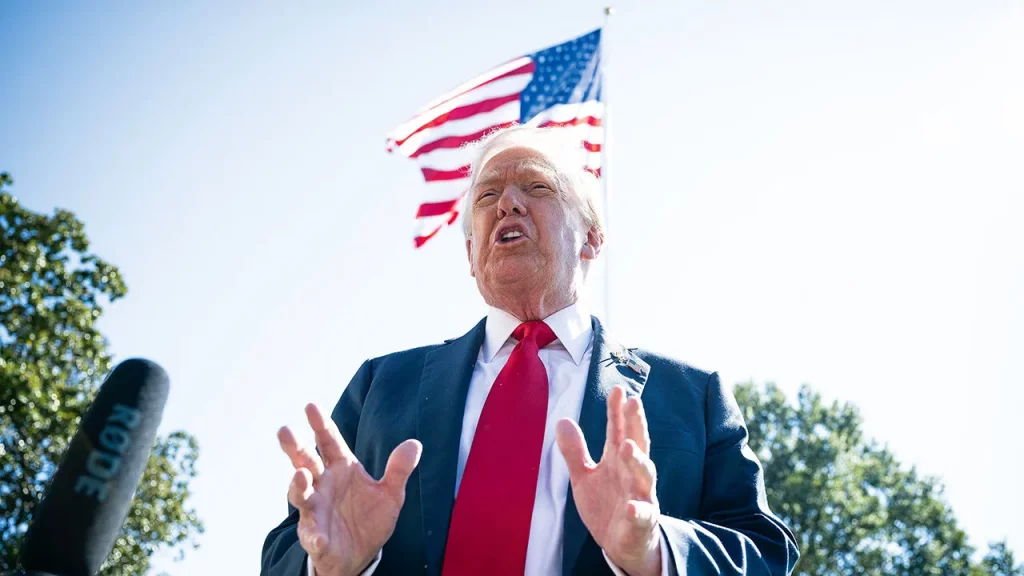 Trump anunță că amână atacurile asupra Iranului „programate pentru marți”, la cererea aliaților din Orientul Mijlociu: „Dacă nu ajungem la un acord, am instruit Armata SUA să pregătească o ofensivă completă, de amploare”