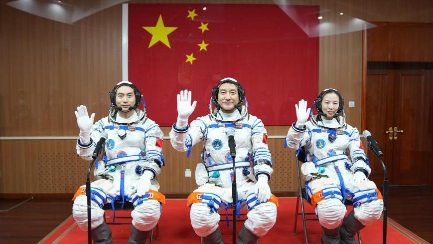 China lansează o misiune istorică: un astronaut va petrece un an pe Orbită, în ambiția de a trimite oameni pe Lună până în 2030