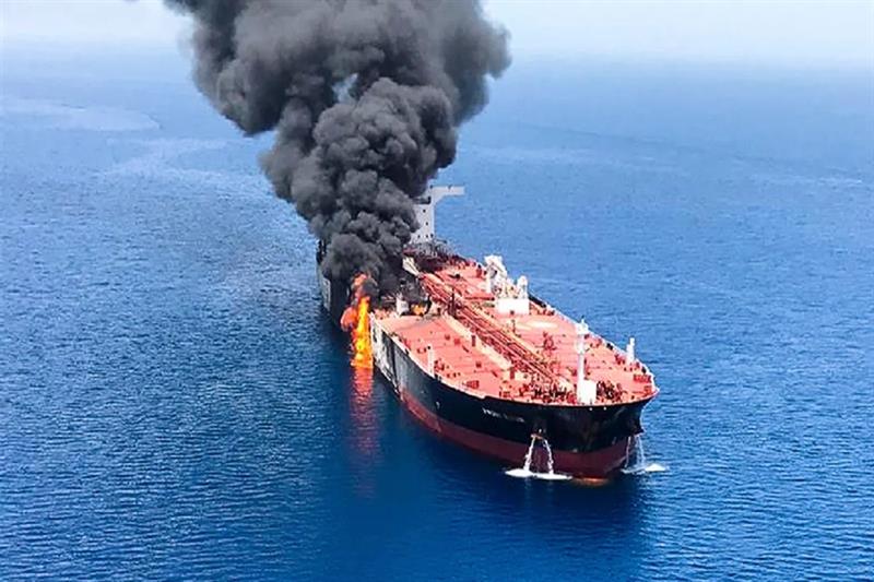 Explozie la o navă petrolieră grecească, în largul Omanului. Incidentul are loc după schimbul de focuri dintre Iran și SUA, în apropiere de Strâmtoarea Ormuz