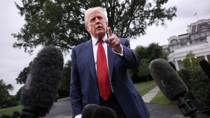 Trump spune că e „nemulțumit” de noua propunere de pace din partea Iranului: „Avem două opțiuni în acest moment. O escaladare militară majoră sau să încheiem un acord”