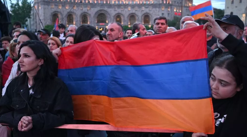 În Armenia au loc alegeri parlamentare, pe fondul răcirii relațiilor cu Moscova