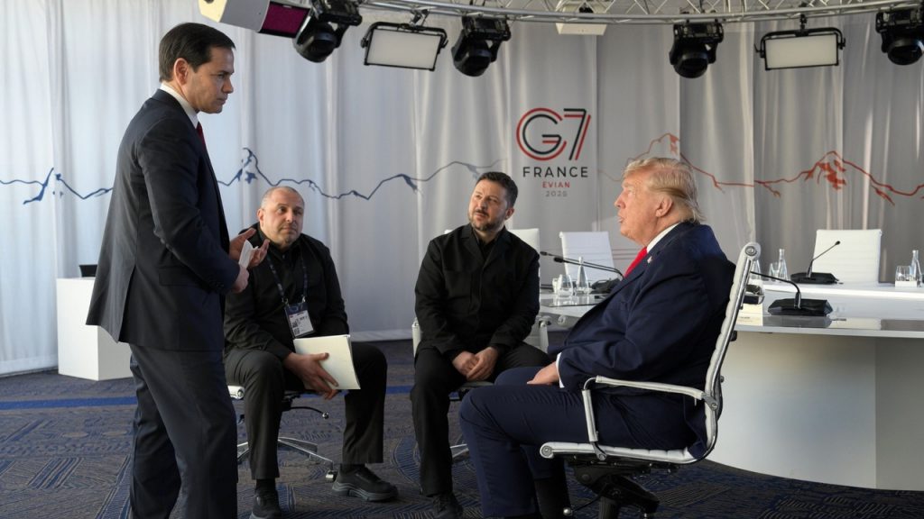 Trump și Zelenski discută despre înghețarea frontului din Ucraina. Putin respinge ideea, dar ar putea ceda din cauza pierderilor Rusiei
