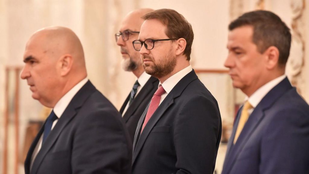 Dreapta-stângă sau stânga-dreaptă: direcția spre nicăieri a fantomelor politice