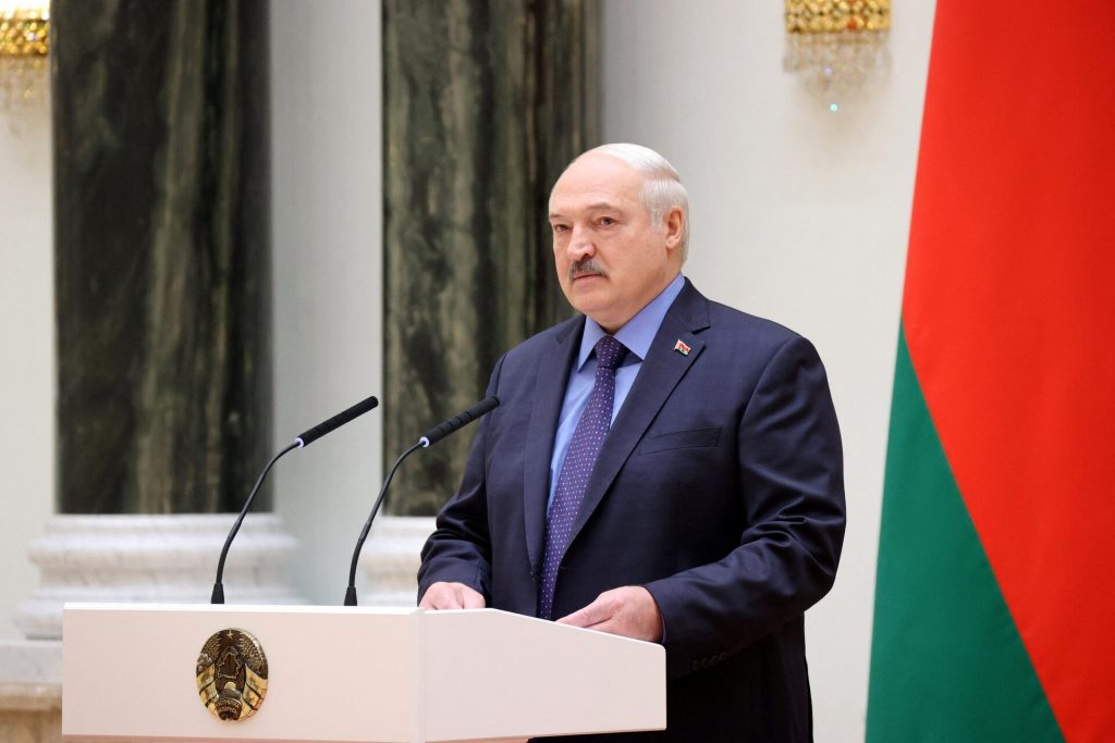 Lukașenko, unul dintre cei mai apropiați aliați ai lui Putin, îi cere scuze lui Zelenski: „Belarus nu reprezintă o amenințare militară pentru Ucraina”