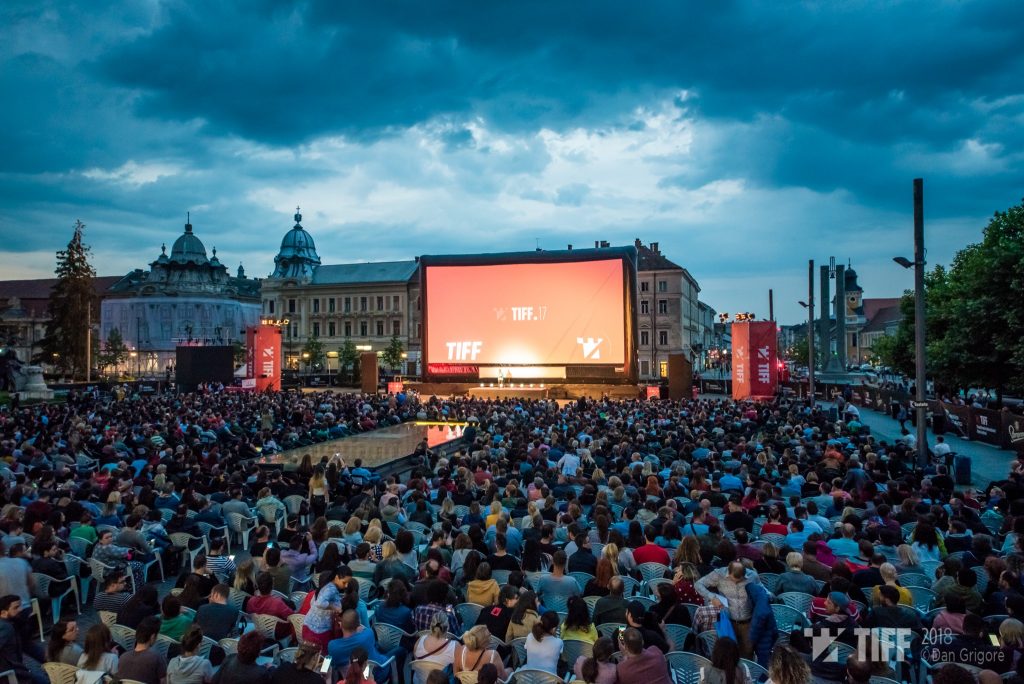 La Cluj a început a 25-a ediție a Festivalului Internațional de Film Transilvania, inaugurat de Nadia Comăneci. Regizorul Tudor Giurgiu, directorul festivalului: „Un început de festival cum nu am mai avut. Interesul e maxim deja”