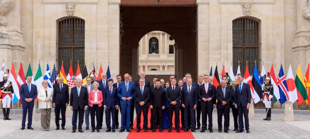 Ucraina și 9 state aliate au lansat la Paris o coaliție europeană împotriva rachetelor balistice ale Rusiei. Kremlinul răspunde agresiv: „Coaliția celor care incită la război”