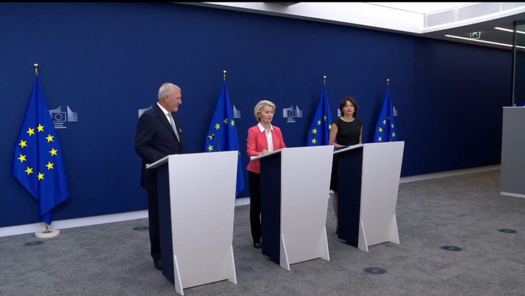 Ursula von der Leyen propune „accesul gradual” al copiilor la rețelele sociale după 13 ani