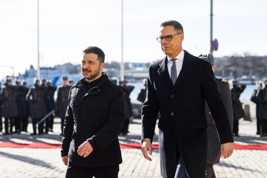 Președintele Finlandei, Alexander Stubb: Liderii NATO susțin atacurile cu drone ale Ucrainei pentru a-l forța pe Putin să negocieze