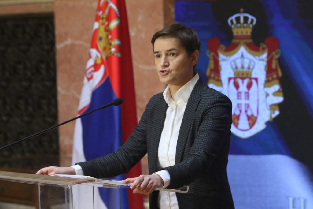 Premieră politică în Serbia: O femeie din comunitatea LGBTQ+ preia funcția de Președinte interimar după demisia lui Vučić. Cine este Ana Brnabić