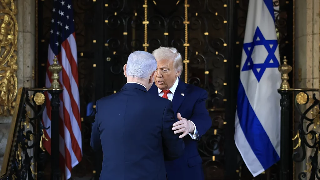Axios: Trump și Netanyahu au discutat despre o nouă ofensivă în Iran înaintea alegerilor din Israel și SUA