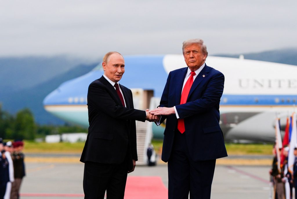 Primul transport de motorină rusească se îndreaptă spre SUA, în baza acordului Trump-Putin. Petrolierul, încărcat cu 40.000 de tone