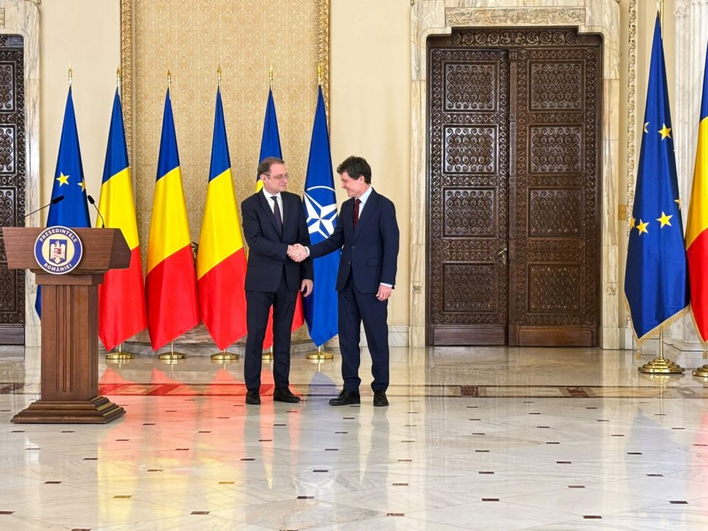 7 din 10 români nu îl vor Premier pe Luca Niculescu. Rezultatele sondajului SPCLT